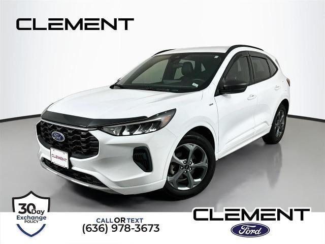 2023 Ford Escape ST-Line — photo 1 of 26