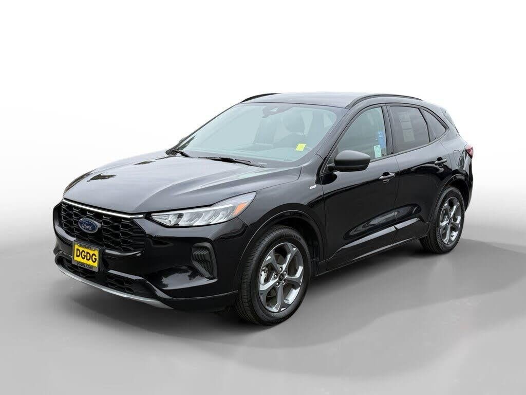 2024 Ford Escape ST-Line — photo 1 of 1