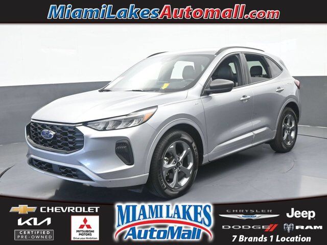 2024 Ford Escape ST-Line — photo 1 of 1