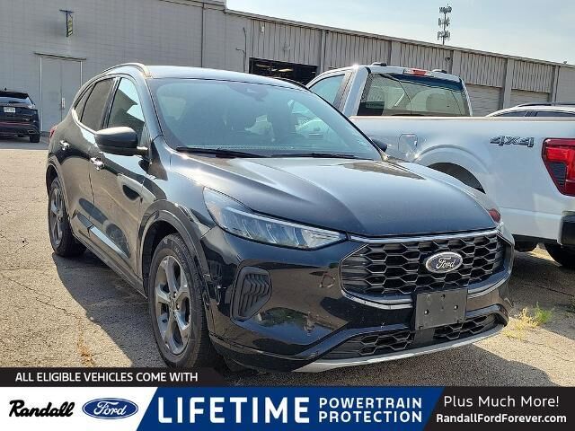 2024 Ford Escape ST-Line — photo 1 of 26