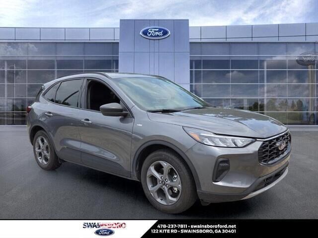 2025 Ford Escape ST-Line — photo 1 of 26