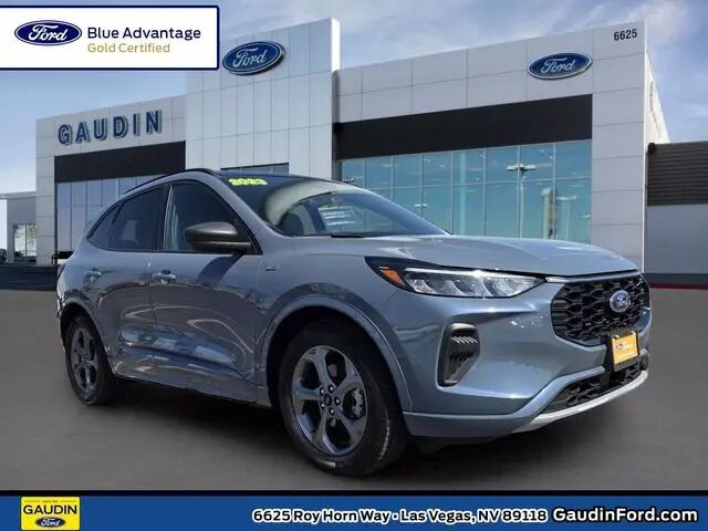 2023 Ford Escape ST-Line — photo 1 of 37