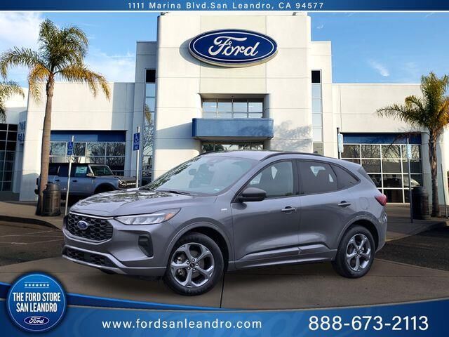 2024 Ford Escape ST-Line — photo 1 of 14