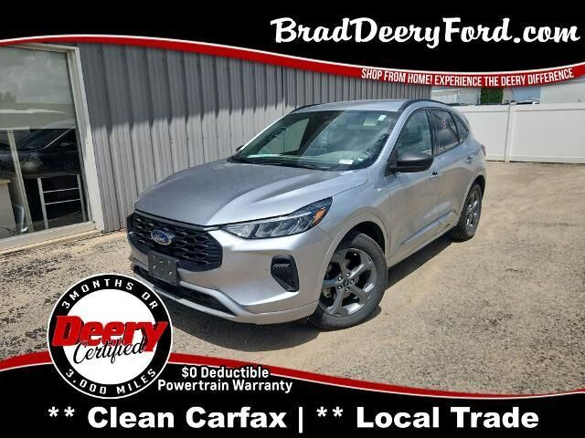 2024 Ford Escape ST-Line — photo 1 of 12