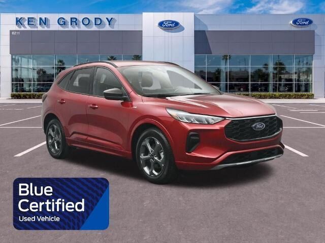 2023 Ford Escape ST-Line