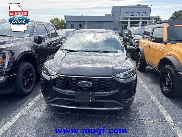 2025 Ford Escape ST-Line — photo 1 of 26