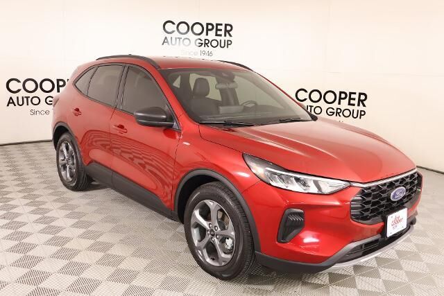 2026 Ford Escape ST-Line — photo 1 of 26