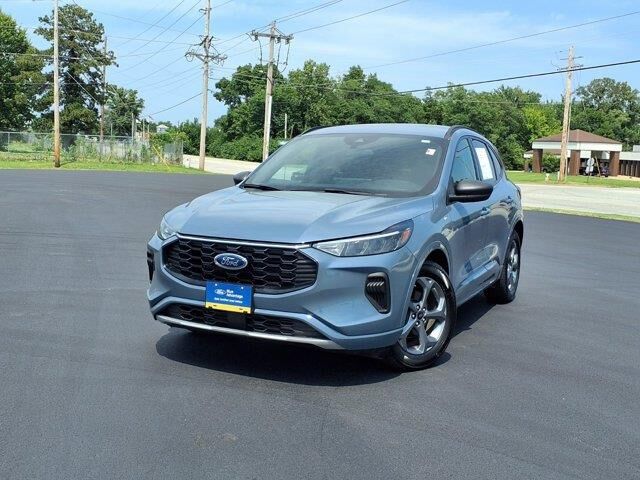 2023 Ford Escape ST-Line — photo 1 of 26