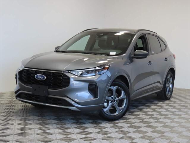 2024 Ford Escape ST-Line — photo 1 of 1