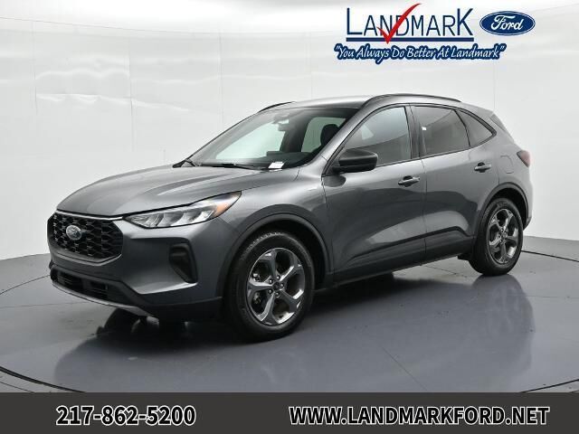 2025 Ford Escape ST-Line — photo 1 of 15