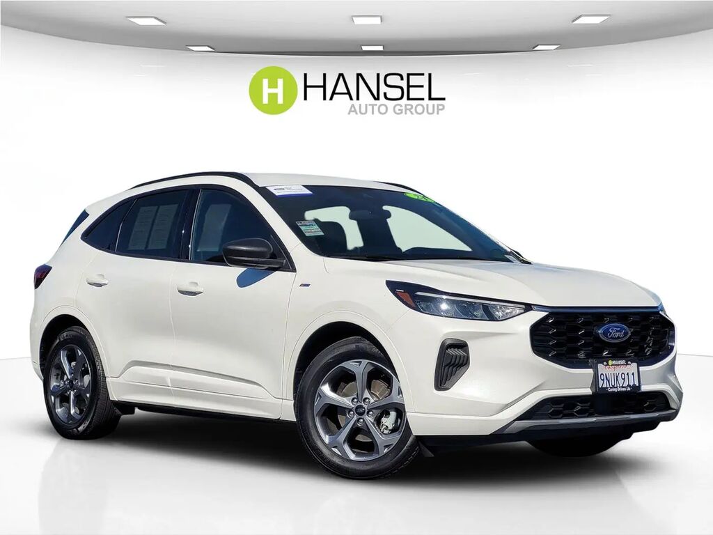 2024 Ford Escape ST-Line — photo 1 of 12
