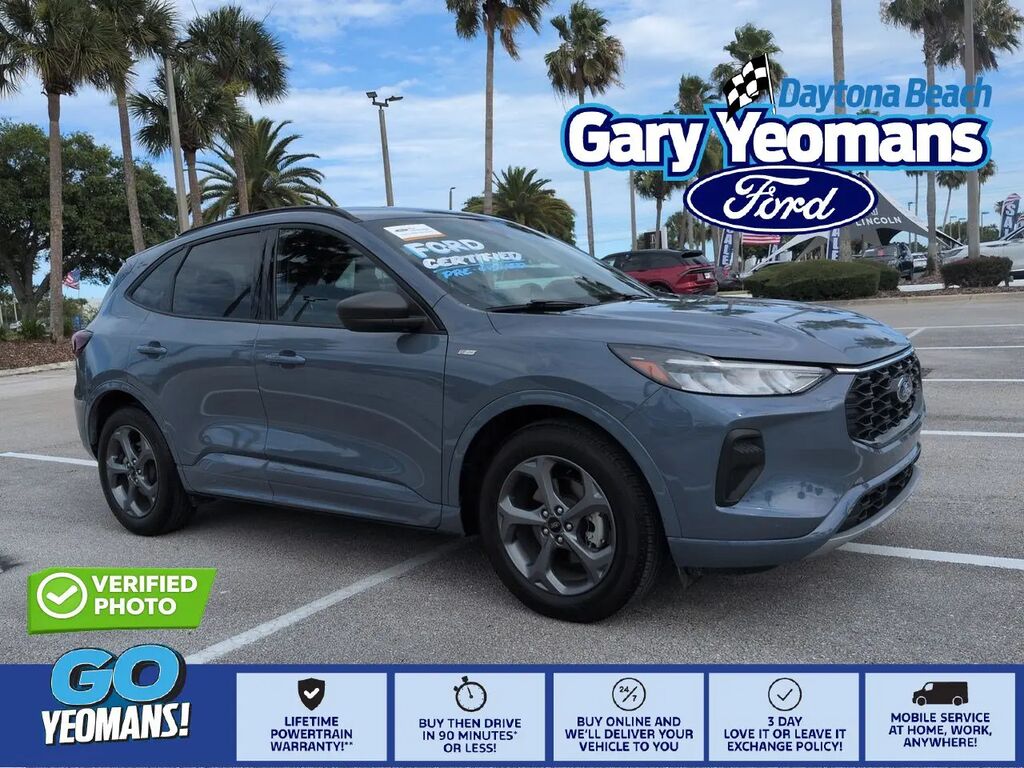 2024 Ford Escape ST-Line — photo 1 of 13