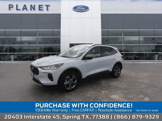 2025 Ford Escape ST-Line — photo 1 of 26