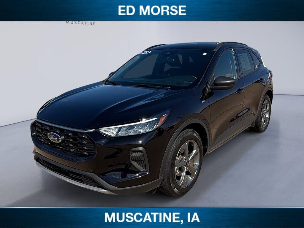 2025 Ford Escape ST-Line — photo 1 of 1