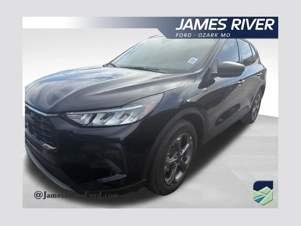 2026 Ford Escape ST-Line — photo 1 of 13