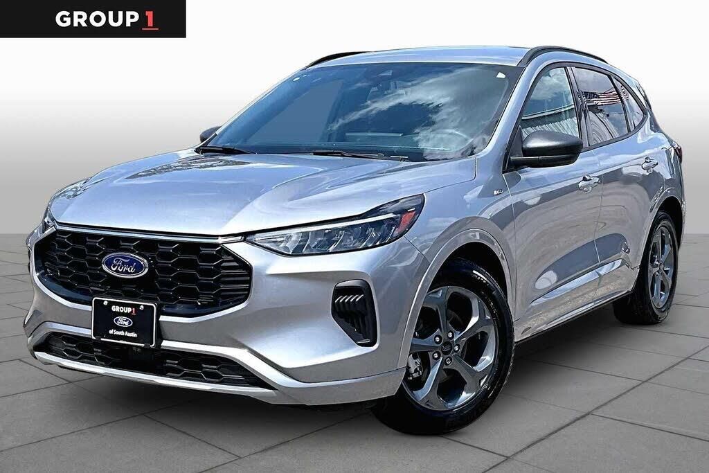 2023 Ford Escape ST-Line — photo 1 of 1