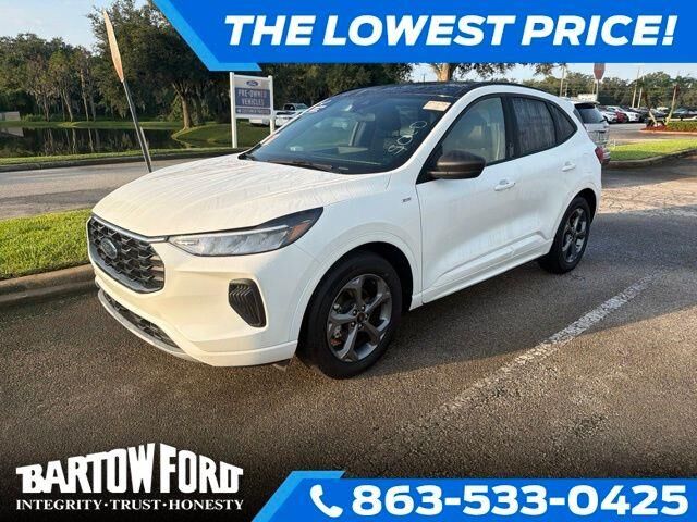 2024 Ford Escape ST-Line — photo 1 of 26