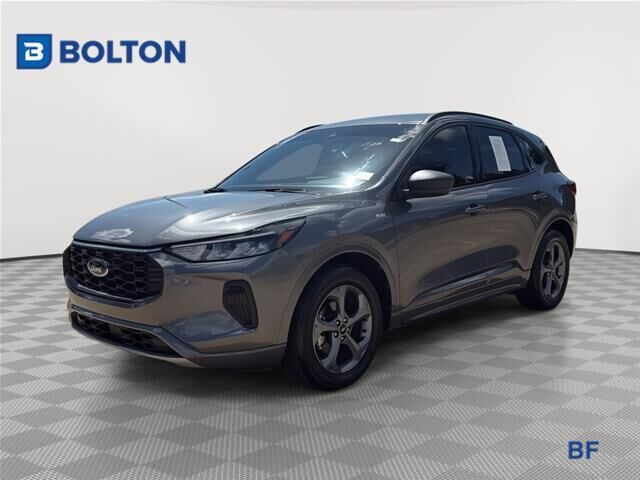 2024 Ford Escape ST-Line — photo 1 of 13