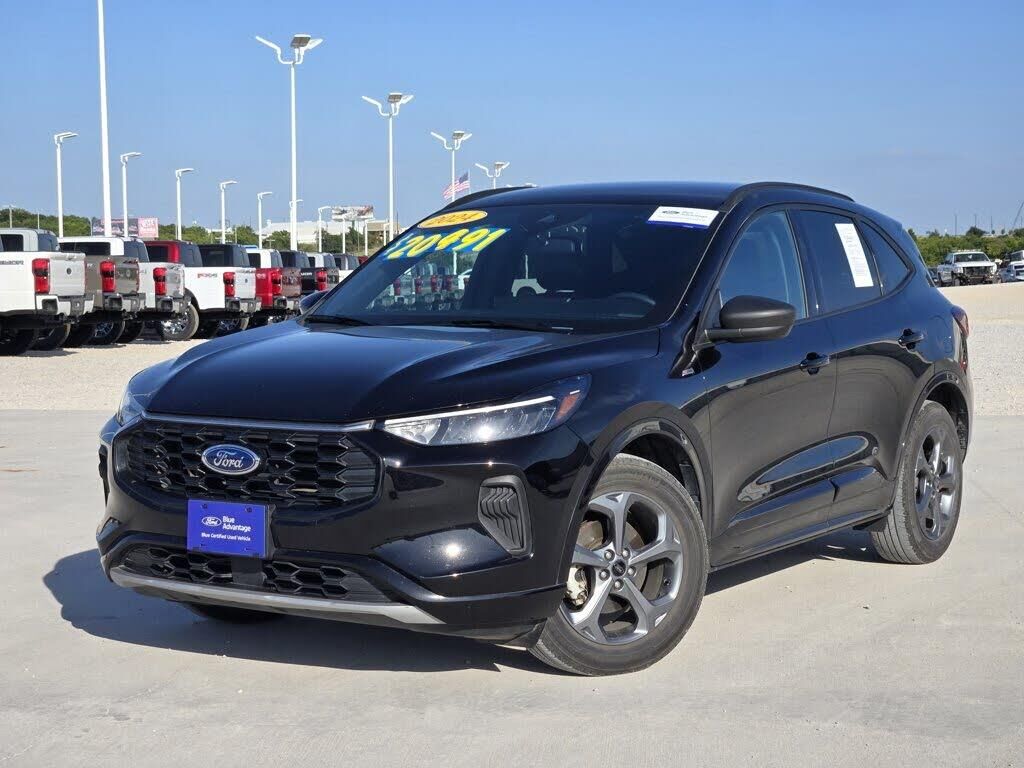 2024 Ford Escape ST-Line — photo 1 of 3
