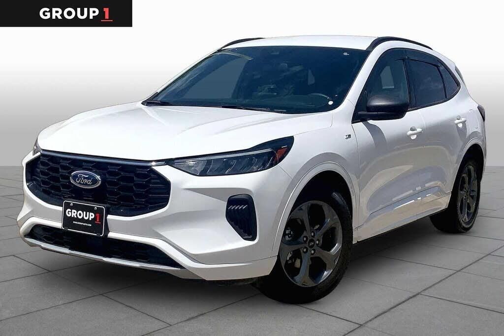 2023 Ford Escape ST-Line — photo 1 of 13
