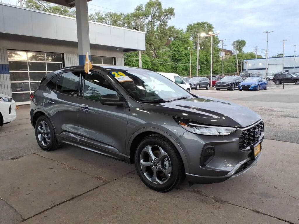 2024 Ford Escape ST-Line — photo 1 of 26