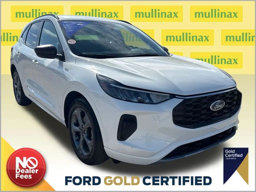 2024 Ford Escape ST-Line — photo 1 of 13