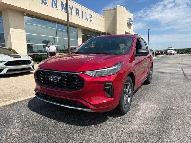2024 Ford Escape ST-Line — photo 1 of 1