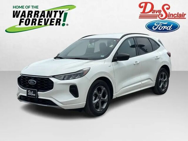 2024 Ford Escape ST-Line — photo 1 of 37