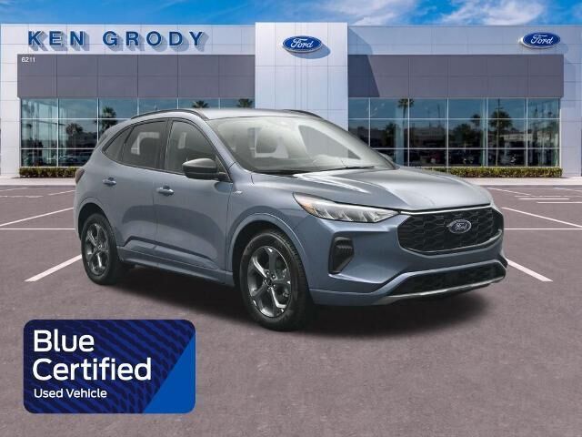 2024 Ford Escape ST-Line — photo 1 of 88