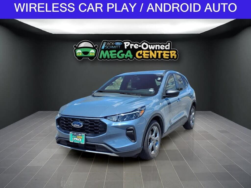 2025 Ford Escape ST-Line — photo 1 of 1