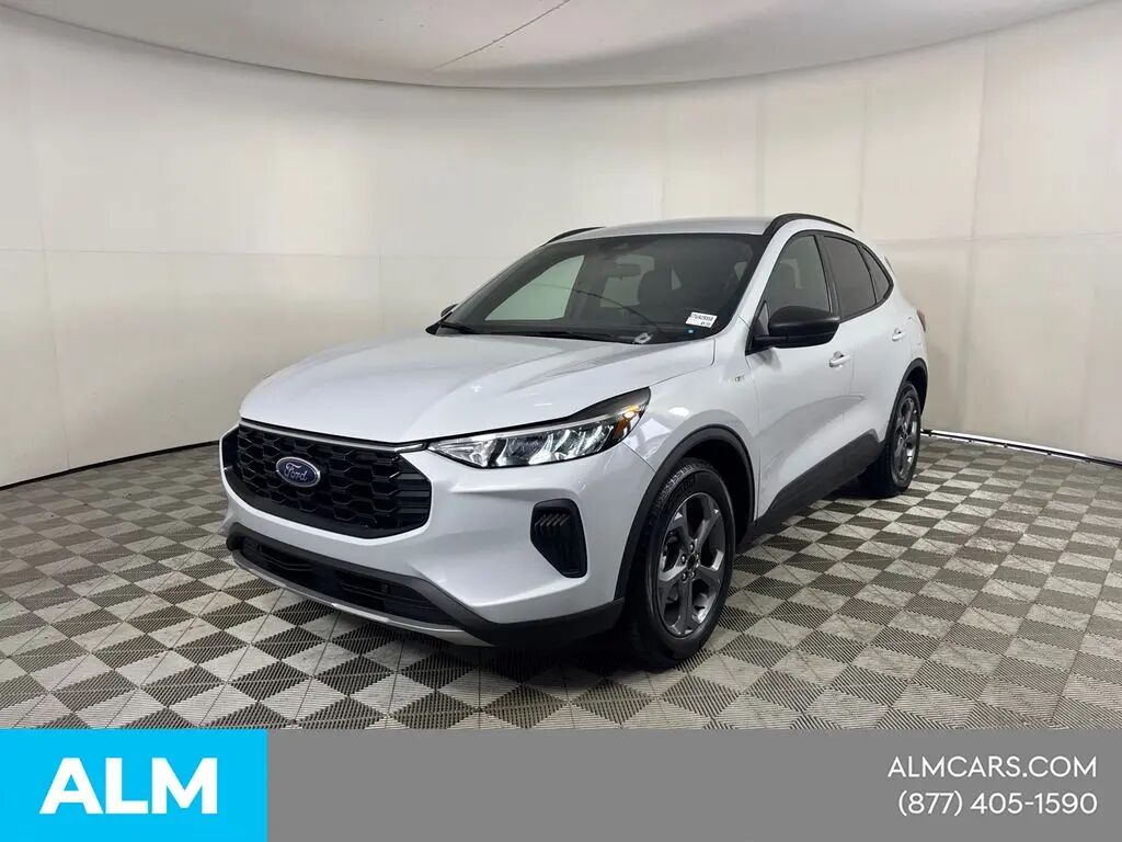 2026 Ford Escape ST-Line — photo 1 of 10