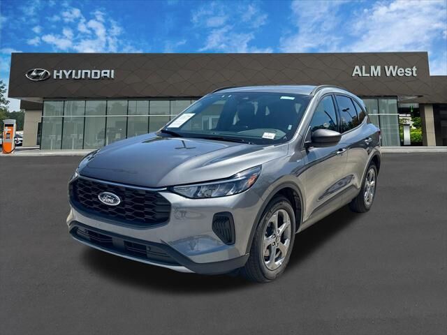 2026 Ford Escape ST-Line — photo 1 of 26