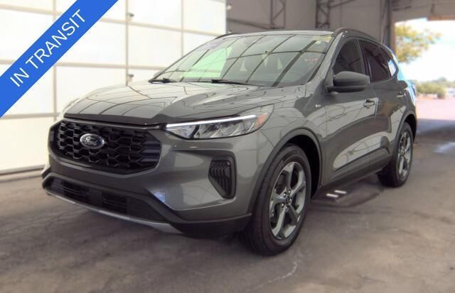 2025 Ford Escape Hybrid ST-Line
