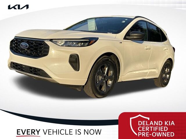 2024 Ford Escape ST-Line