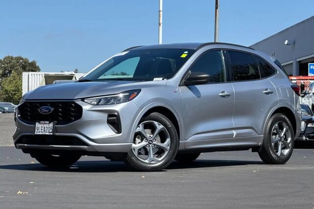2023 Ford Escape Hybrid ST-Line