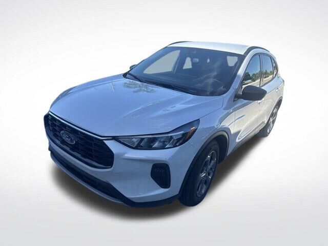 2025 Ford Escape Hybrid ST-Line — photo 1 of 26