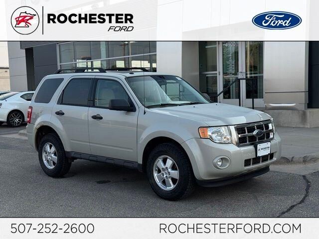 2009 Ford Escape XLT — photo 1 of 26
