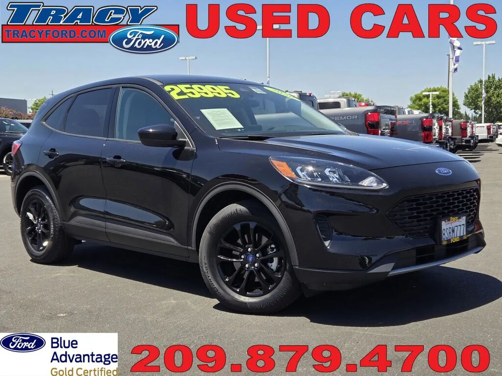 2020 Ford Escape Hybrid SE Sport — photo 1 of 13