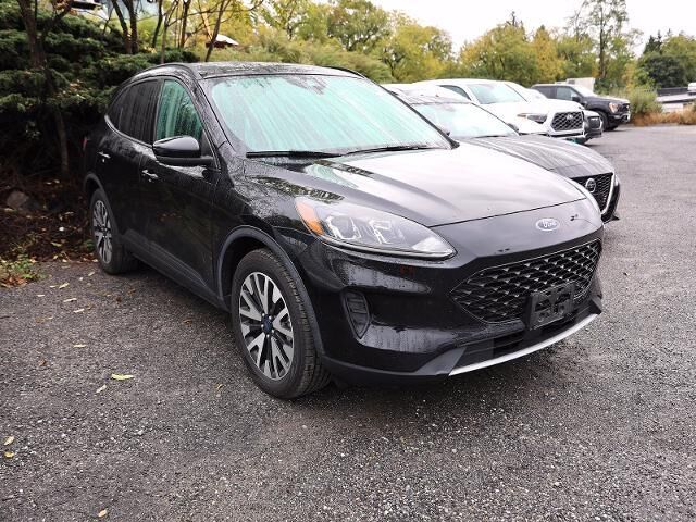 2020 Ford Escape Hybrid SE Sport