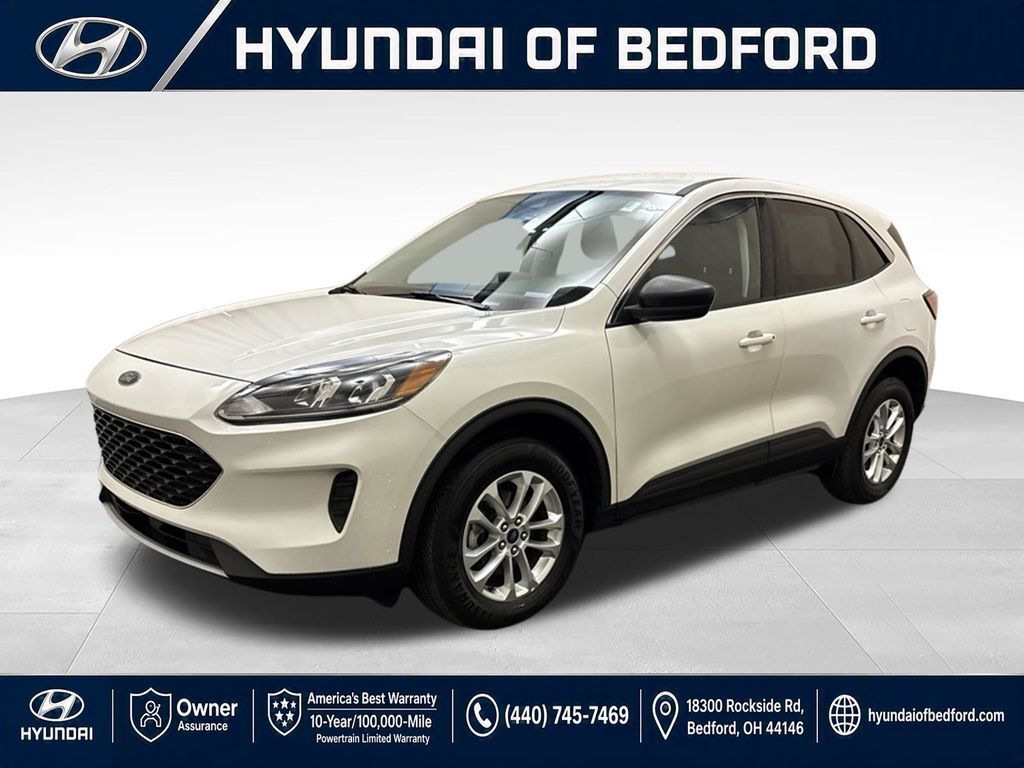 2021 Ford Escape Hybrid SE — photo 1 of 2