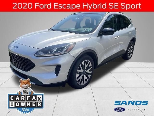 2020 Ford Escape Hybrid SE Sport — photo 1 of 22
