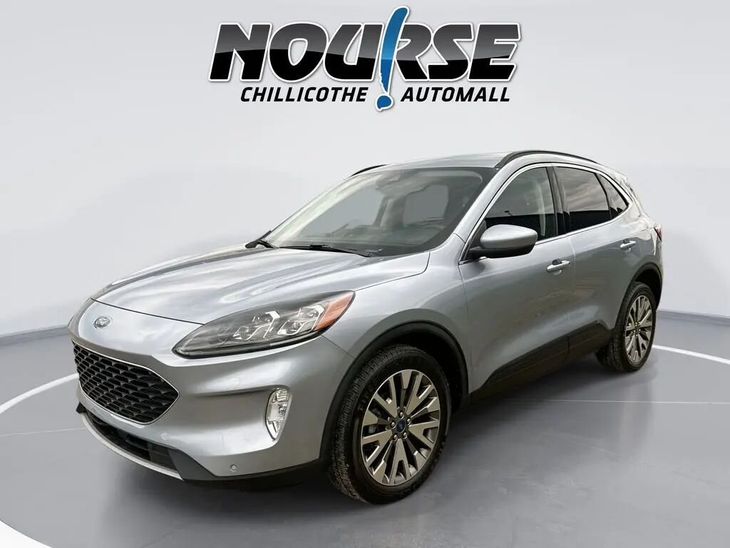 2022 Ford Escape Hybrid Titanium — photo 1 of 45