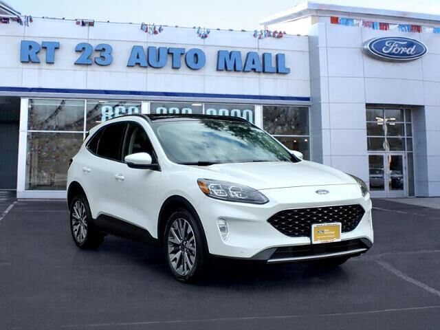 2020 Ford Escape Hybrid Titanium — photo 1 of 13