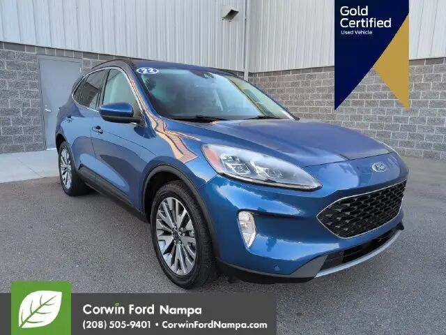 2022 Ford Escape Hybrid Titanium