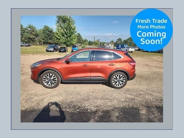 2020 Ford Escape Hybrid Titanium