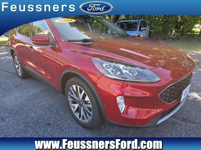 2020 Ford Escape Hybrid Titanium