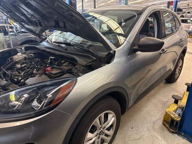 2022 Ford Escape S — photo 1 of 14