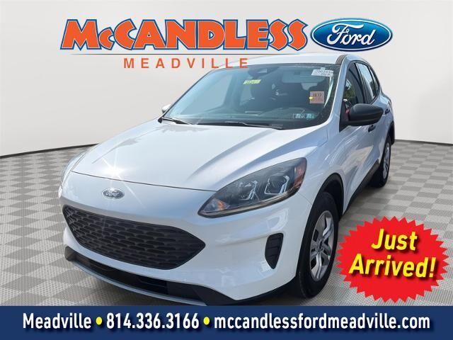 2022 Ford Escape S — photo 1 of 14