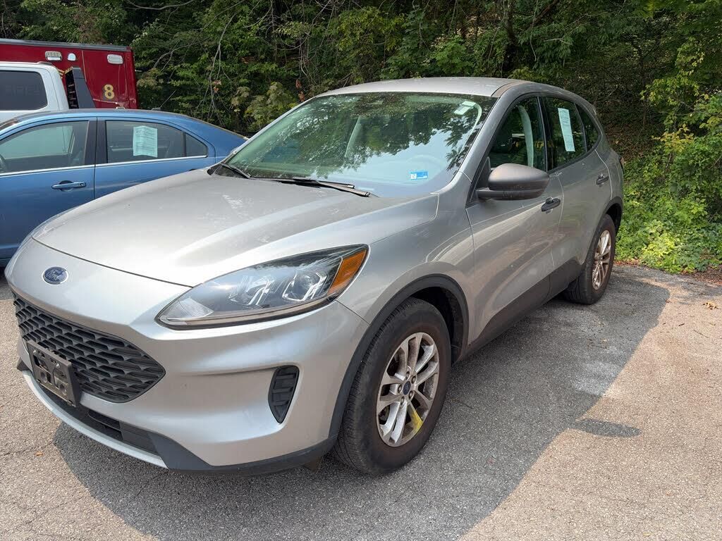 2022 Ford Escape S — photo 1 of 1
