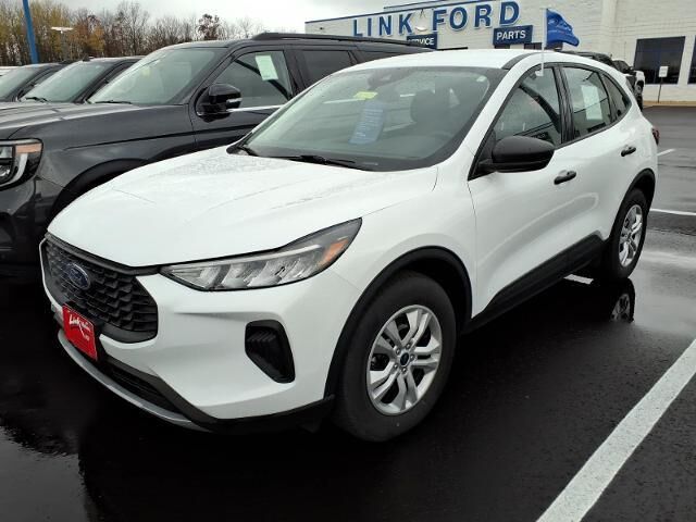 2023 Ford Escape Base